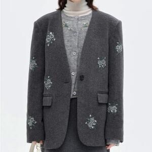 Selfwho Embroidered Gray SOFT wool collarless beaded embroidered Blazer